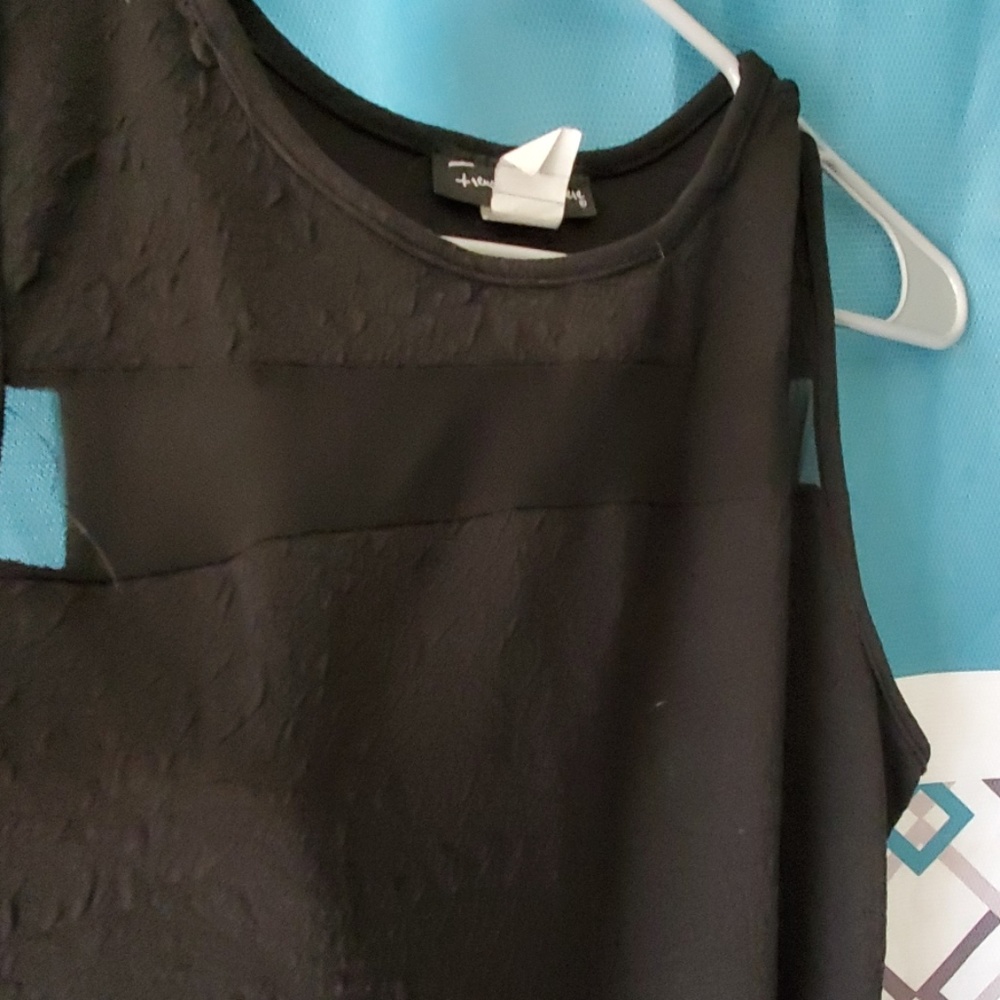 Dress - Picture 3 of 4